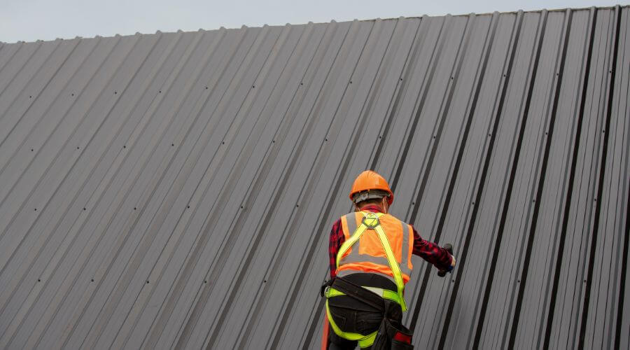 Professional metal roof installation services in Lakeview, OR